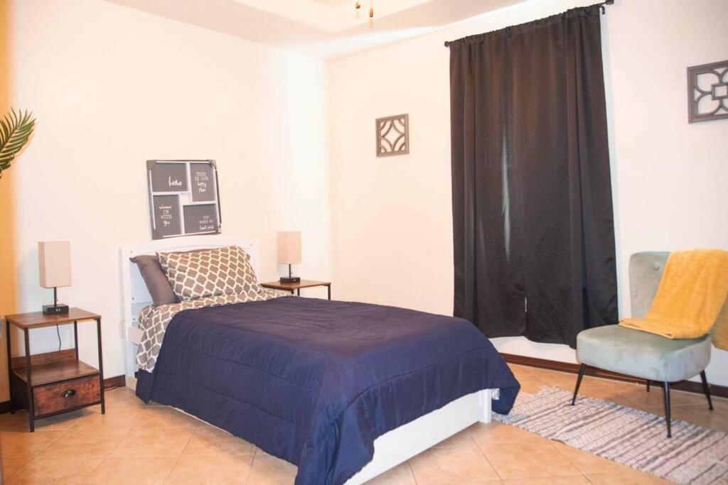 3bd 2bt Town Minutes Away Medical Center Apartamento *