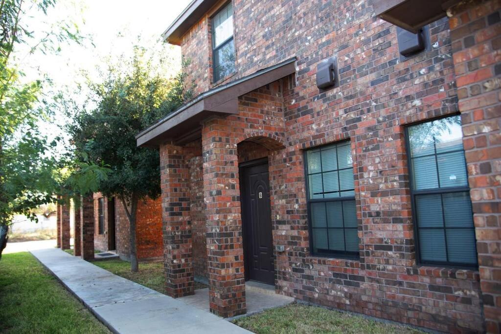 3bd 2bt Town Minutes Away Medical Center Apartment Edinburg