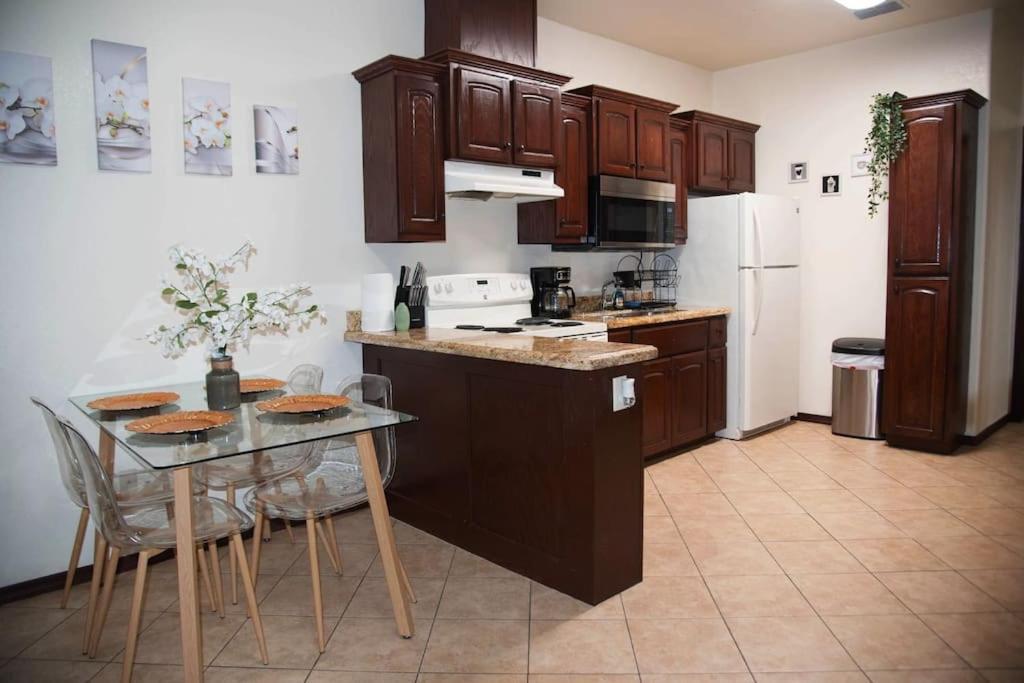 3bd 2bt Town Minutes Away Medical Center * Edinburg